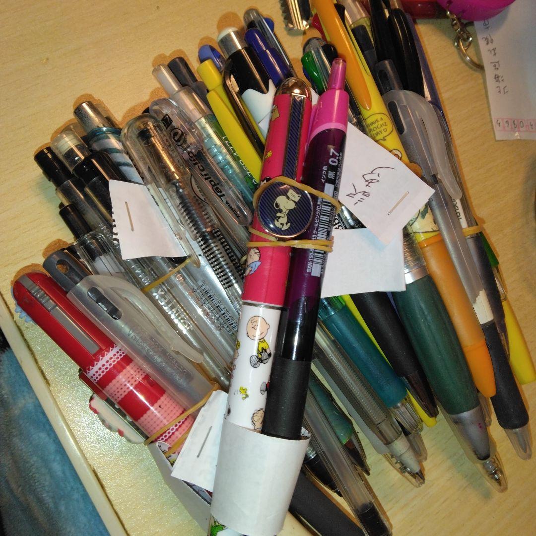 スヌーピーボールペンとその為2本＆シャープペン《オマケ21本》ーNo1ー