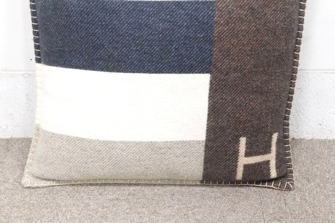 【極美品】 HERMES クッション H Casaque pillow ②