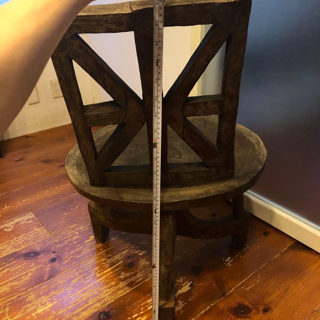 アフリカの木製椅子