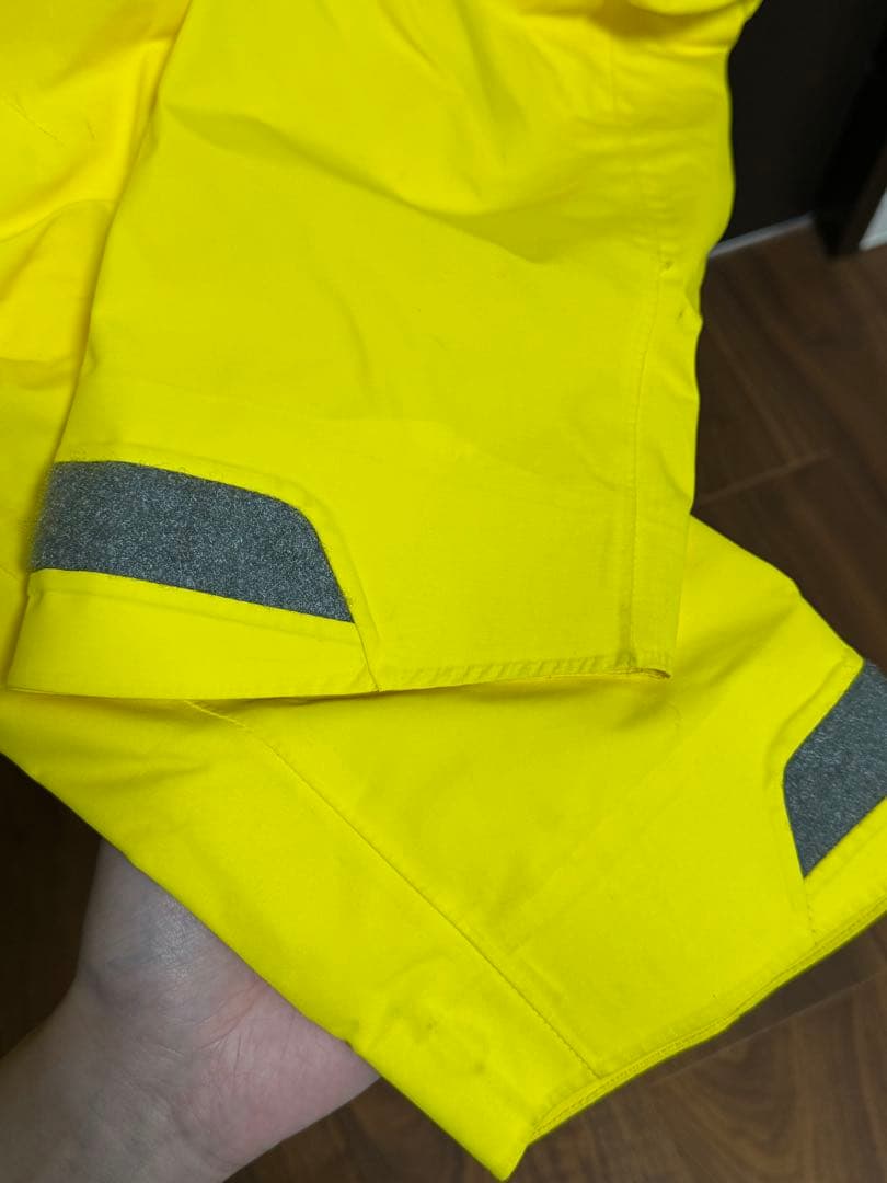 BURTON バートンAK GORE-TEX 2L CYCLIC JACKET