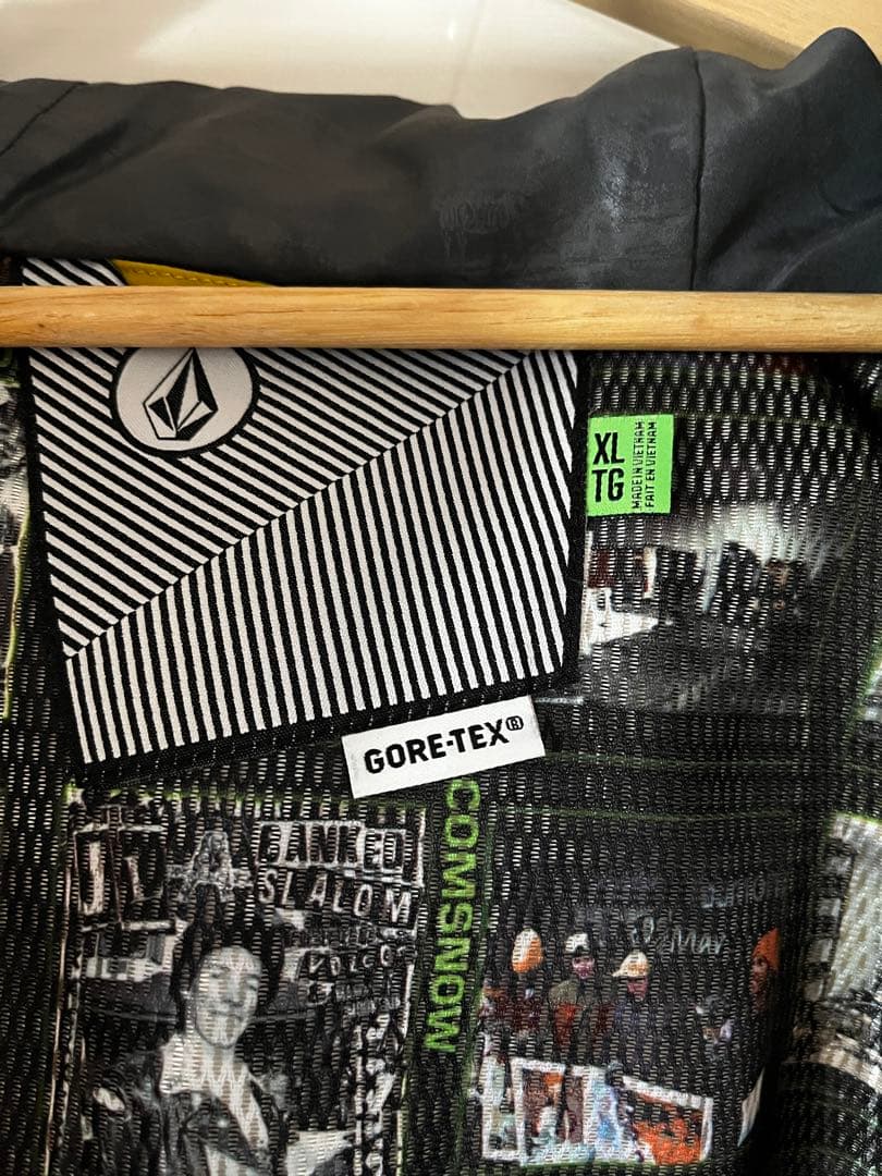 ヴァルコム　スノーボードウェア上下セット　GORE-TEX