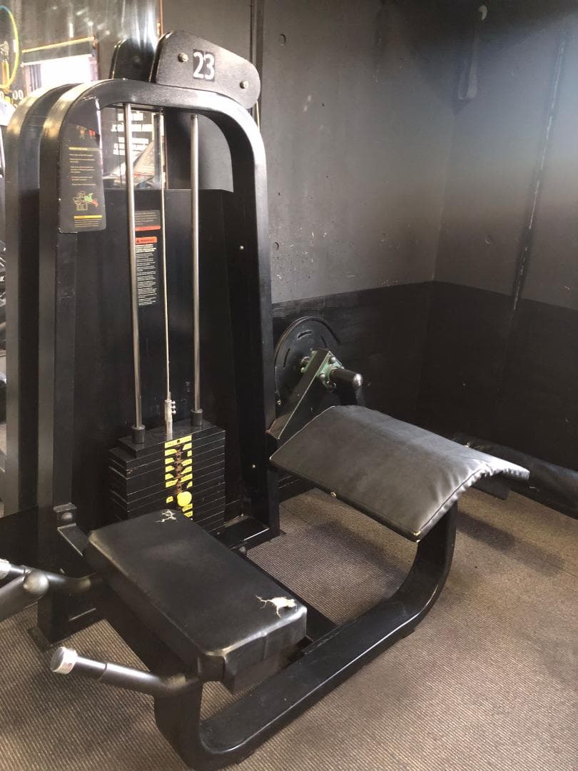 ウエイトトレーニング Leg Curl