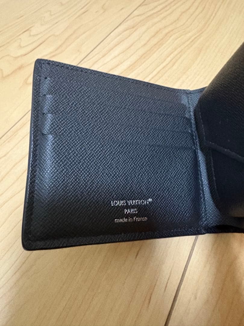 LOUIS VUITTON 財布