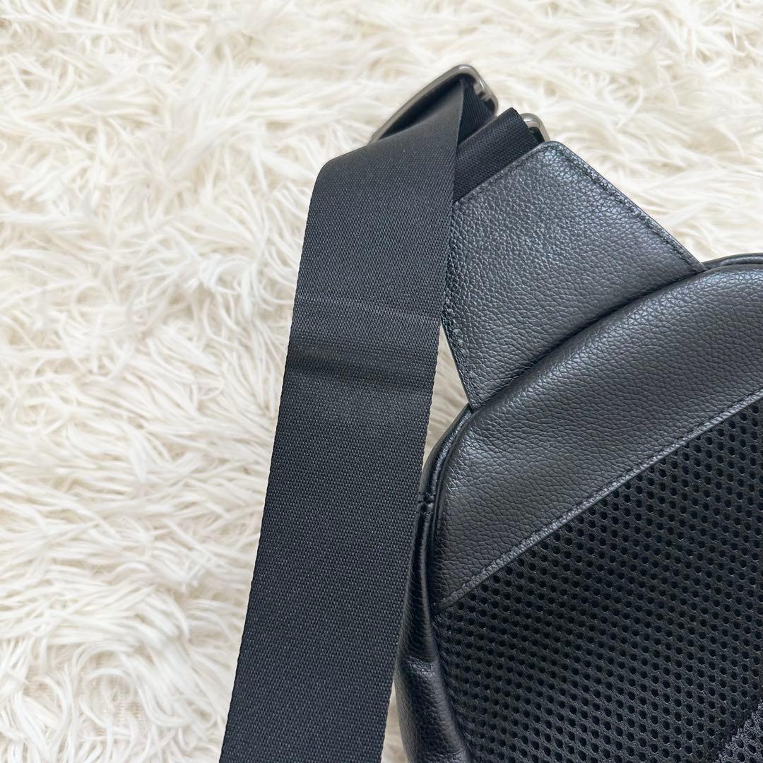 コーチ ヒューストン レザー ボディーバッグ F49312 ブラック