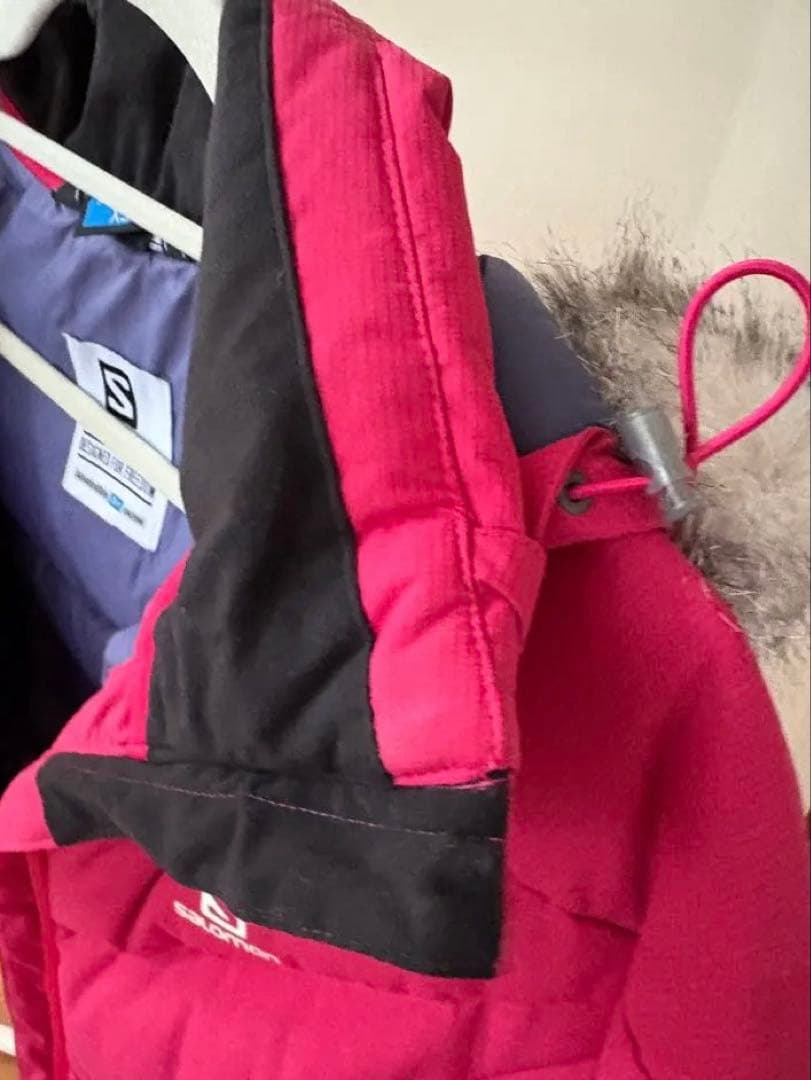 【こふ】Salomon フード付きダウンジャケット