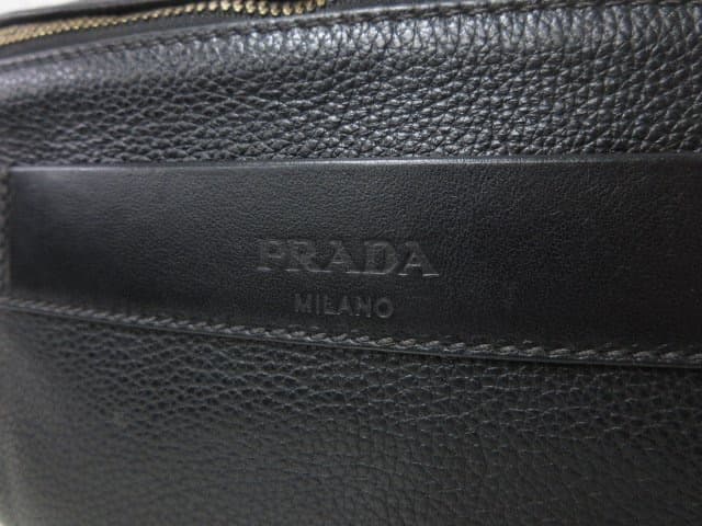 PRADA ブラック ボディバッグ・ウエストポーチ