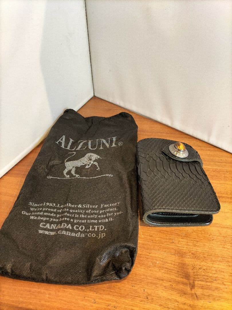 未使用品　アルズニ　パイソン　二つ折り財布　ウォレット　タイガーアイ