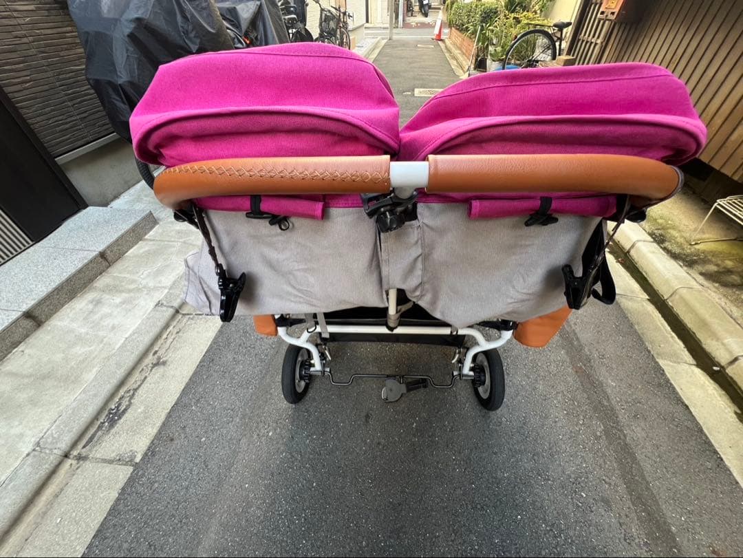 【美品】エアバギーココダブル　ピンク　双子用ベビーカー　付属品あり