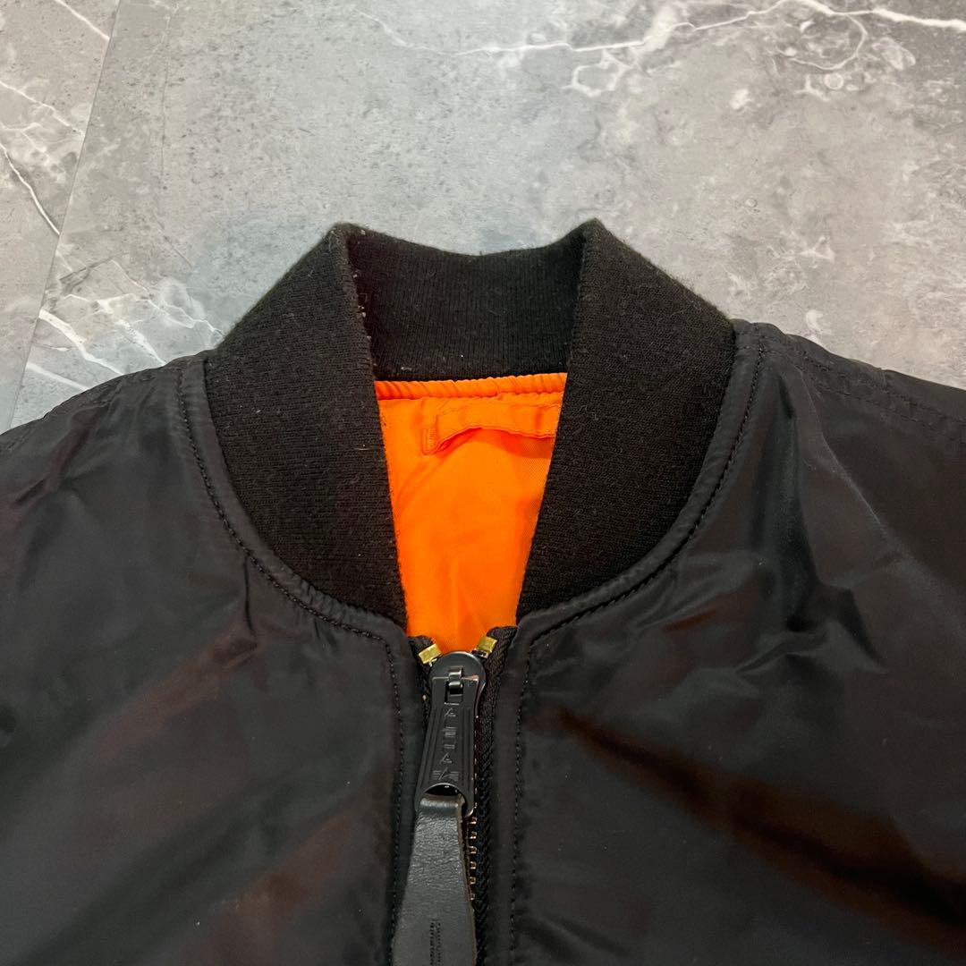 ALPHA INDUSTRIES フライトジャケット MA-1 ブラック　短丈