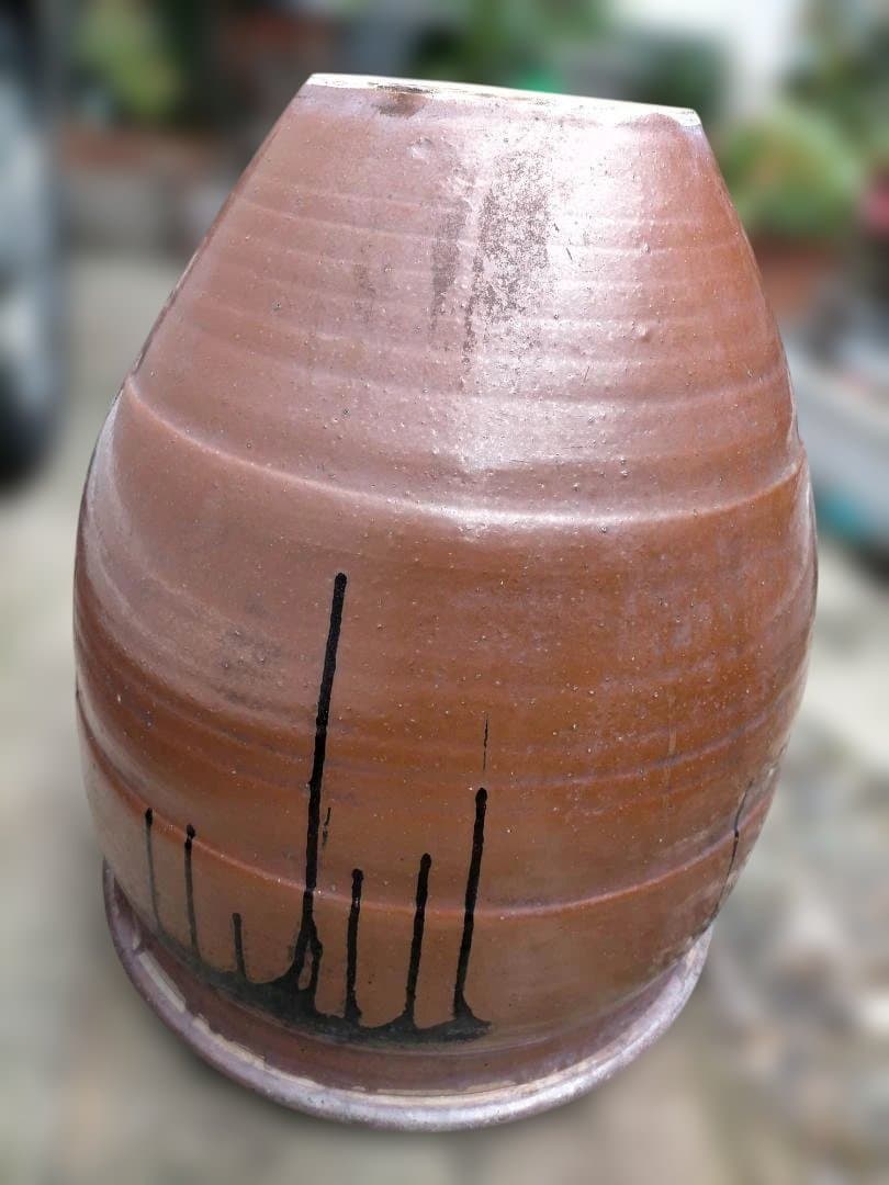 テラコッタ 水鉢 大型 黒い滴デザイン