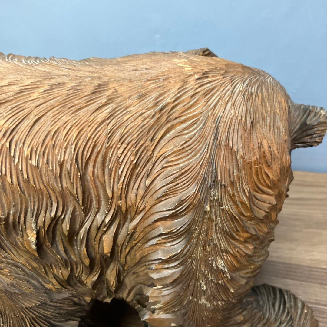 E-4 木彫りの熊 鮭背負い 置物 北海道 民芸品 アンティーク 木彫り 熊