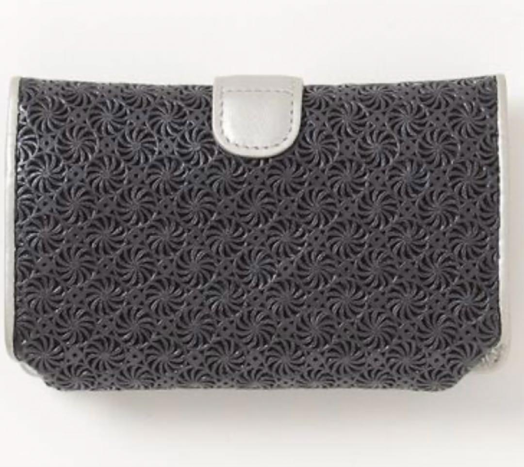 限定品　ジラソーレ　マルチ財布