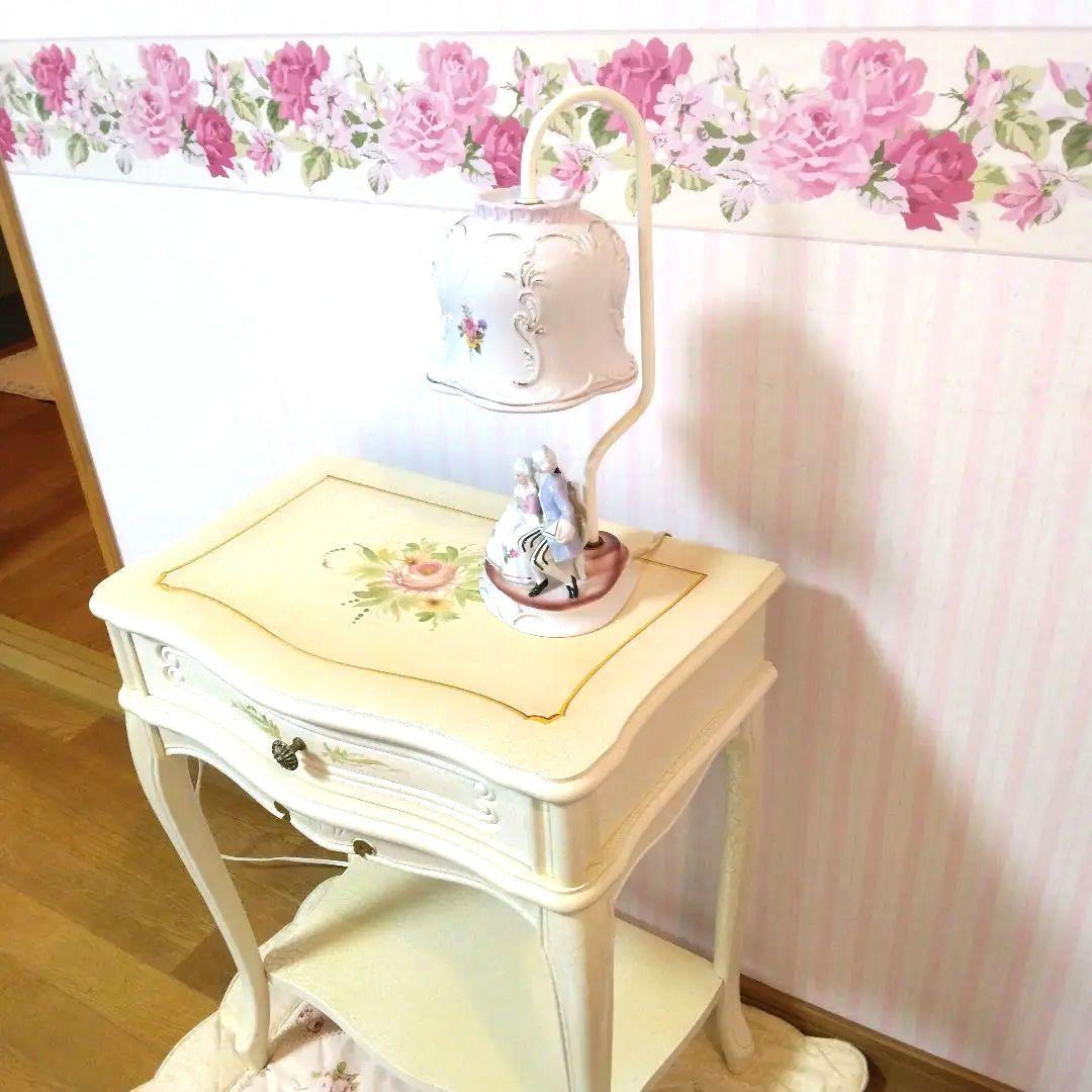 ホワイト♥ヨーロピアン調家具