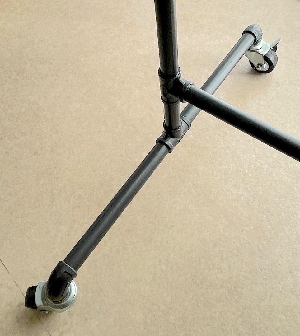 キャスター付 アイアン ガス管調 ハンガーラック 店舗用高剛性 引き取り限定