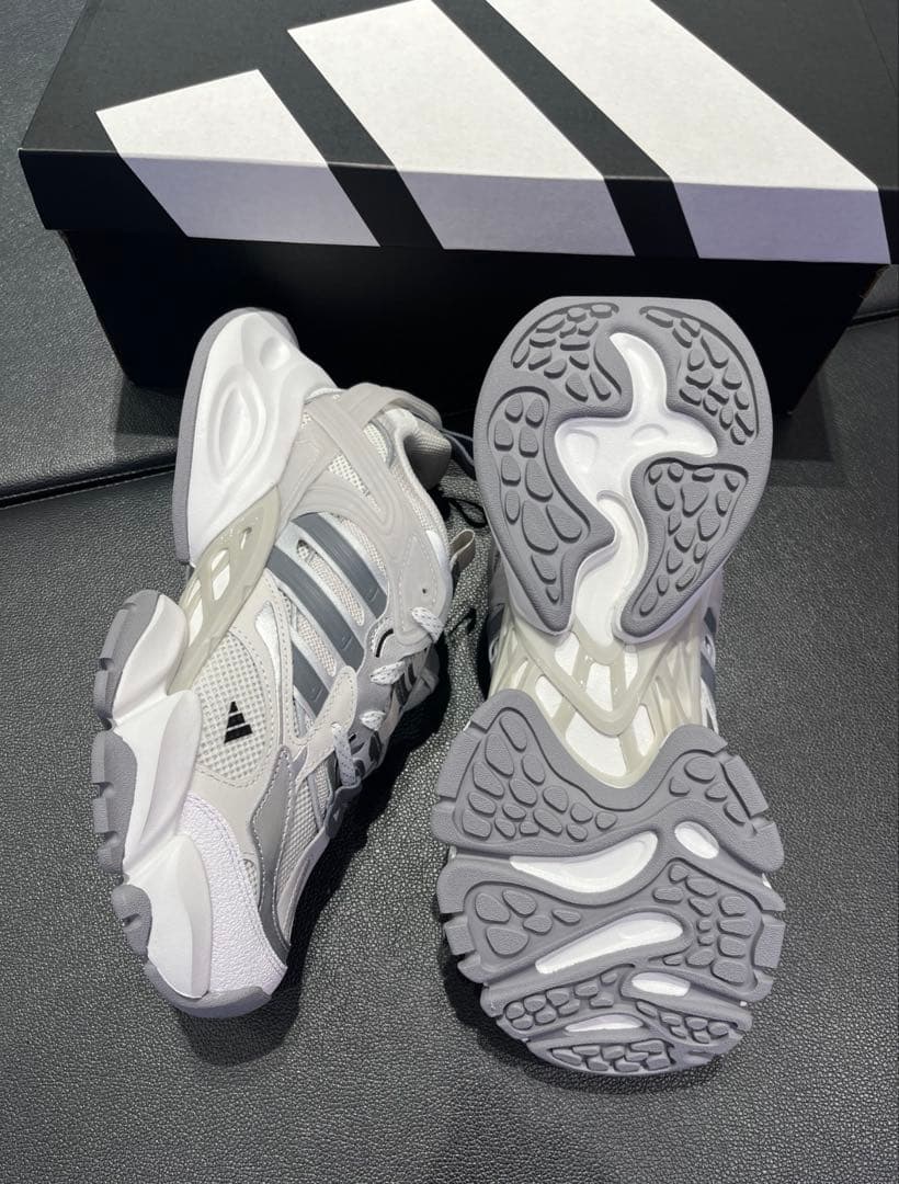 新品23.5 Adidas XLG Runner Deluxe JP5761