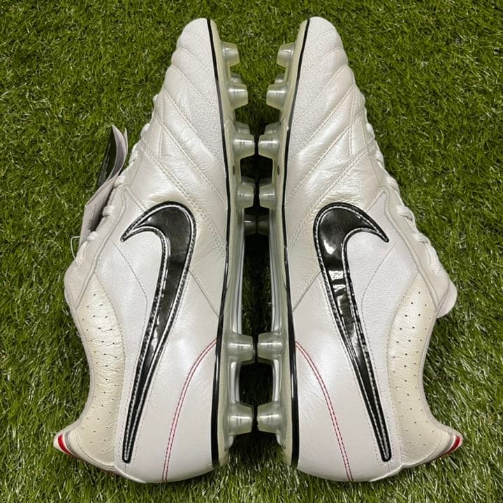 サッカースパイク ナイキ ティエンポ スーパーリゲラ K HG-E