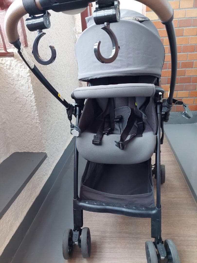 アップリカ カルーン エアー メッシュAB超軽量Aprica