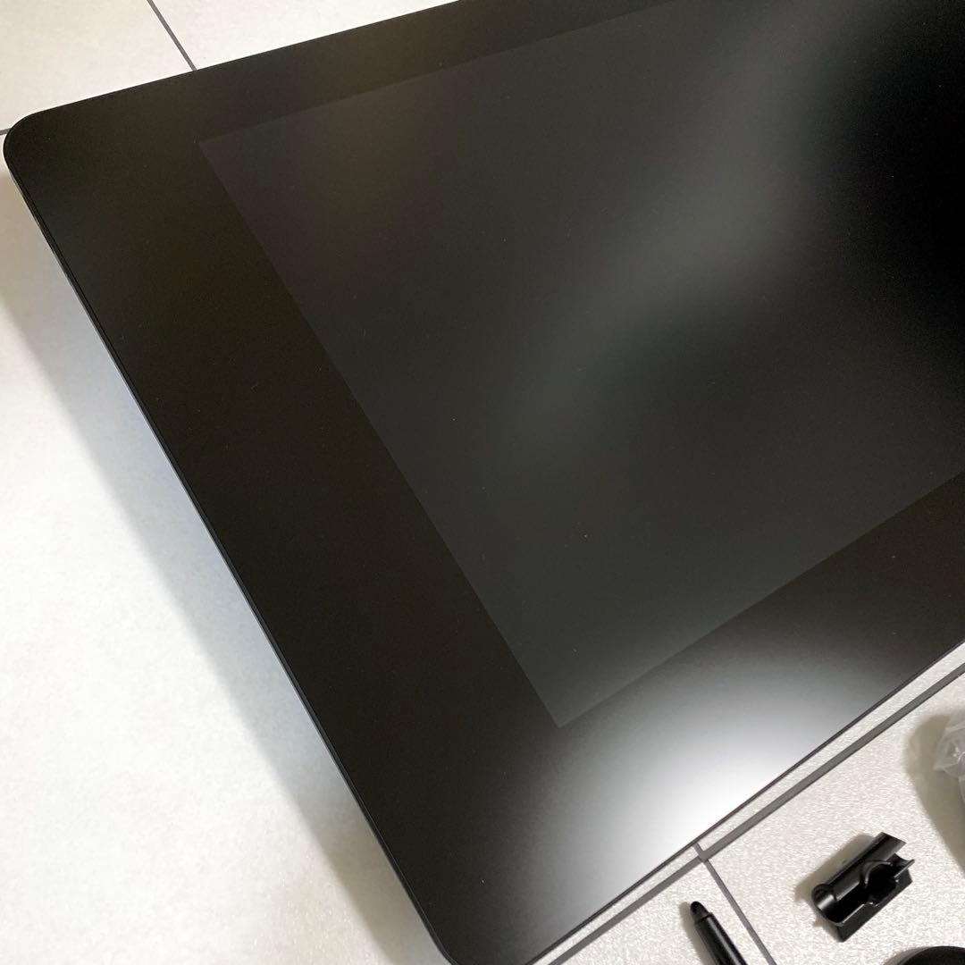 Wacom Cintiq Pro 24 touch ワコム 液晶ペンタブレット