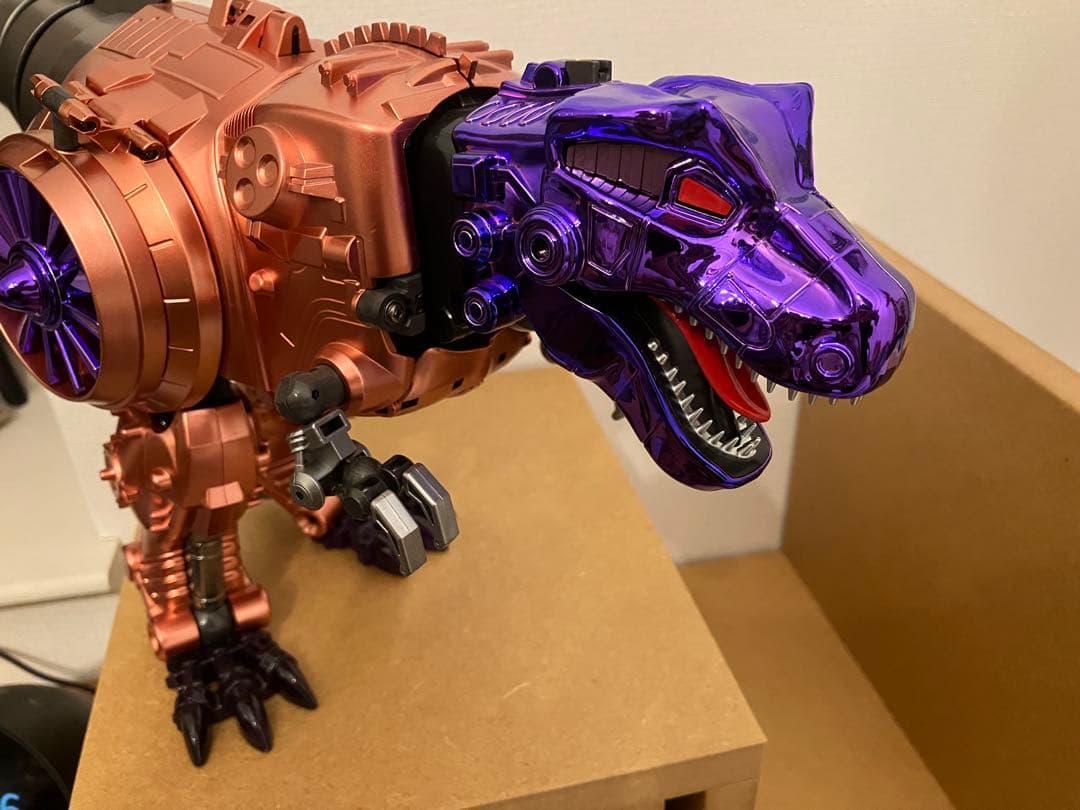 ロボット TransArt Toys BWM-06