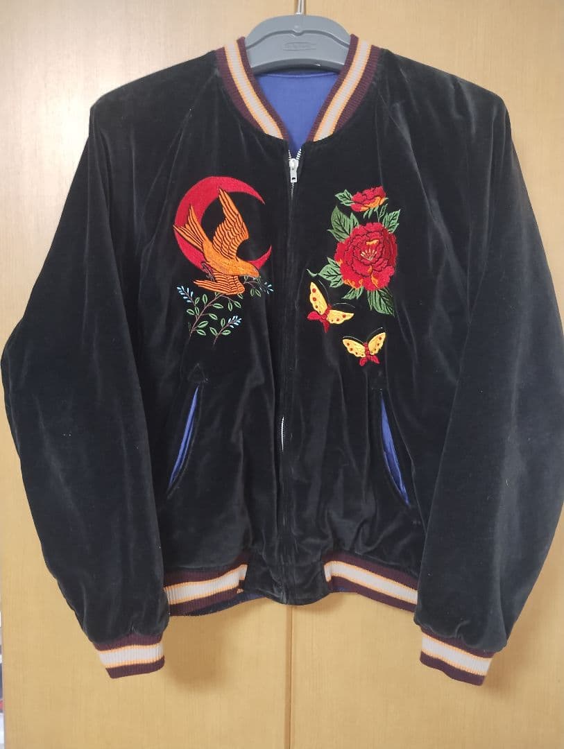 【値下げ】CROPPED HEADS スカジャン 黒 刺繍 別珍 花札