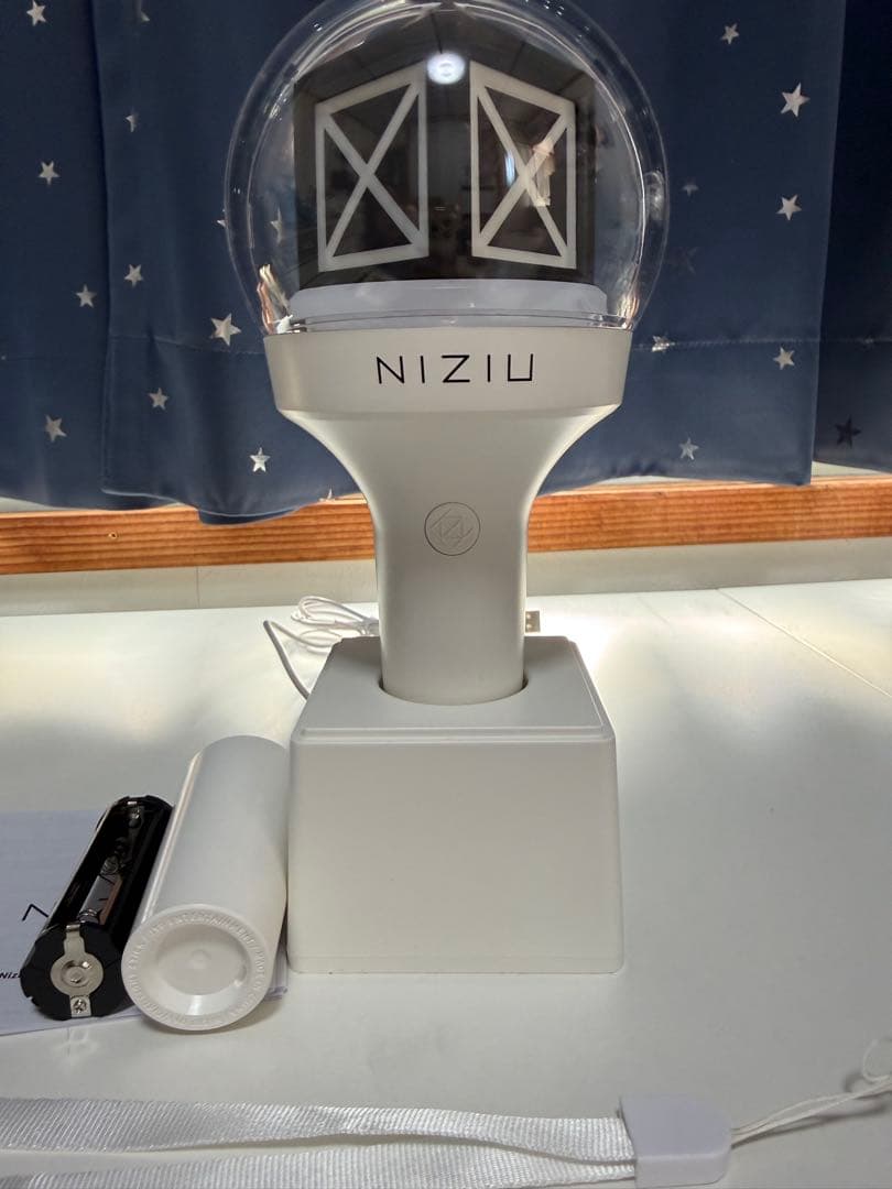 NiziU ペンライト