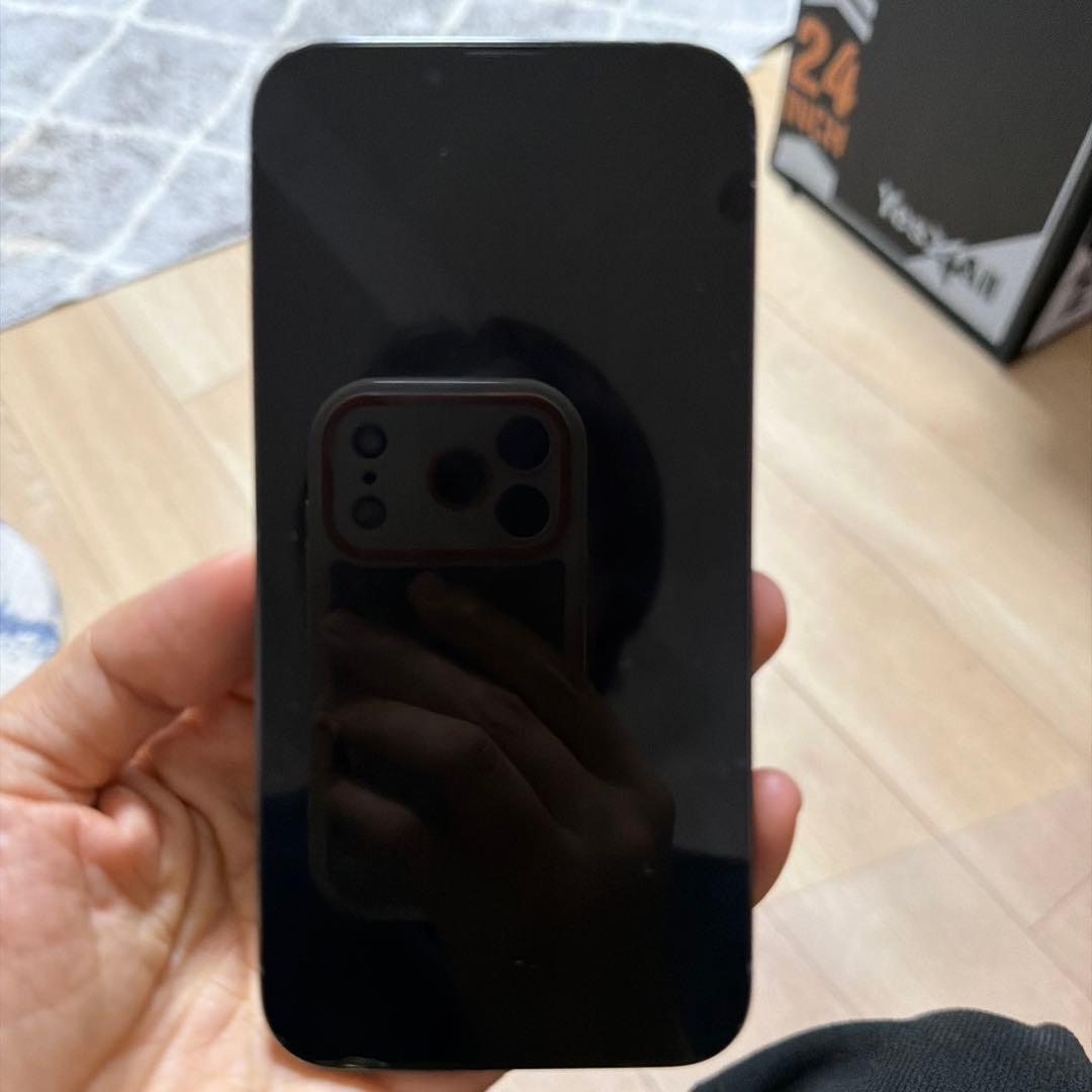 グレー スマートフォン 本体