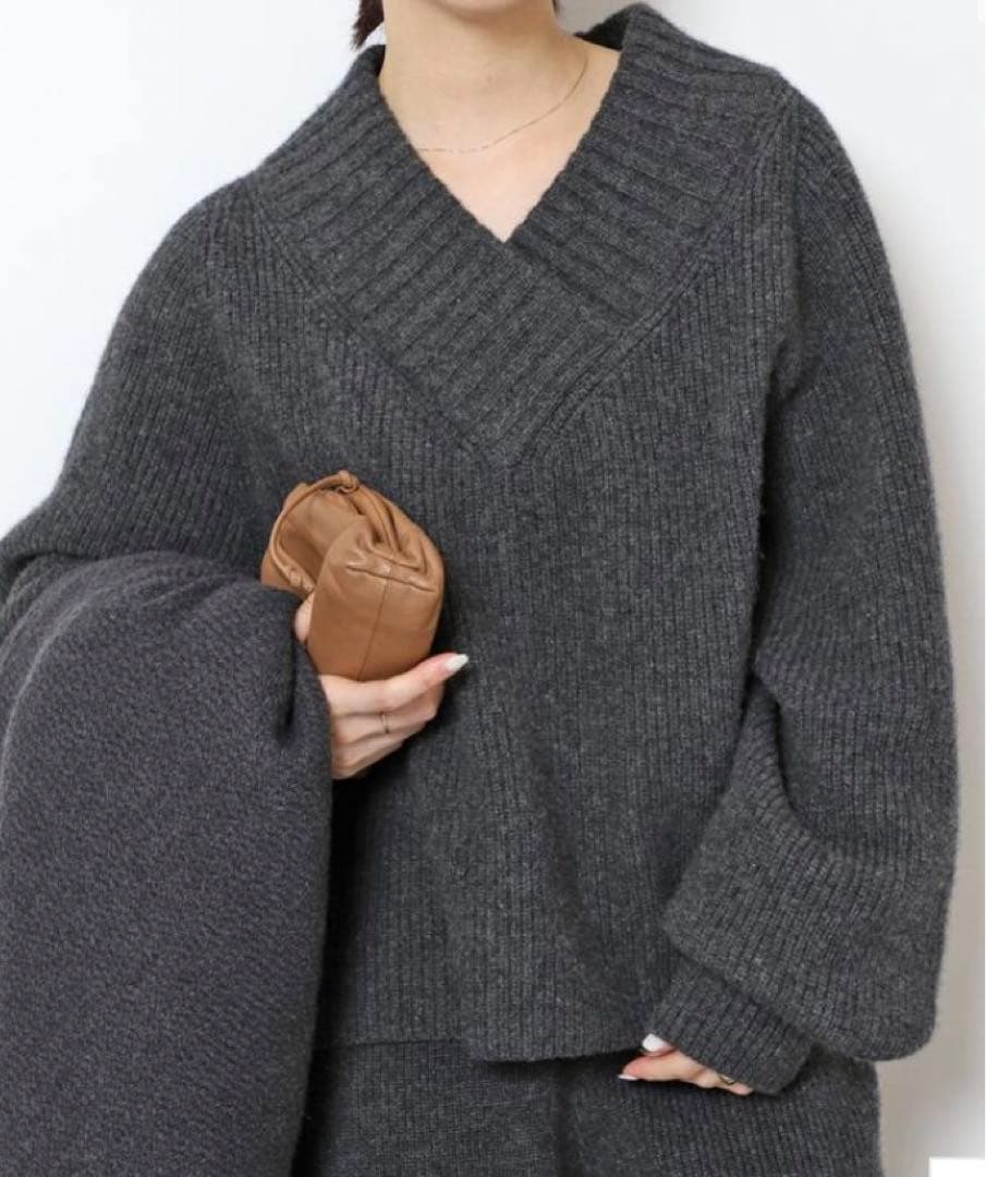 ドゥーズィーエムクラスVネックブラウン