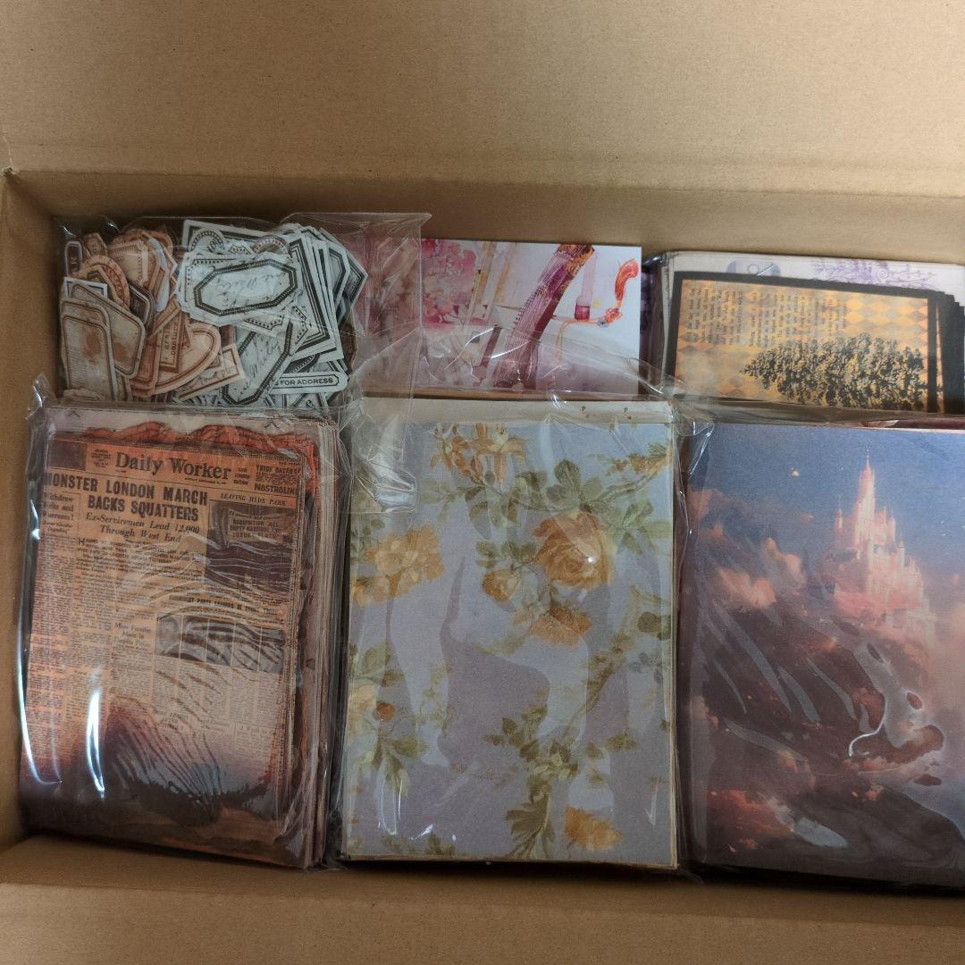 紙モノ まとめ売り コラージュ素材 80サイズ