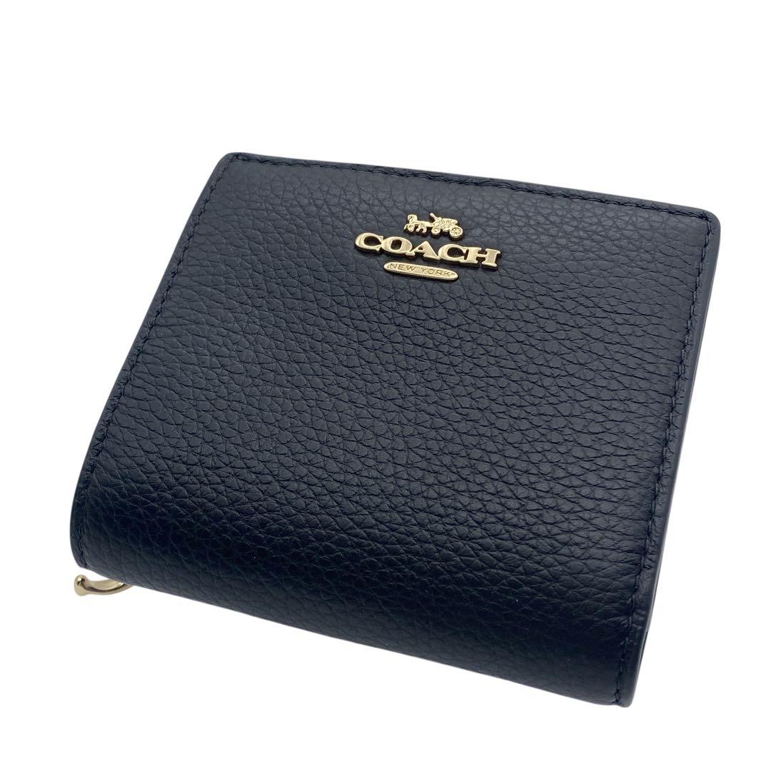 【未使用級】 COACH コーチ 二つ折り 財布 Cチャーム 現行 ブラック