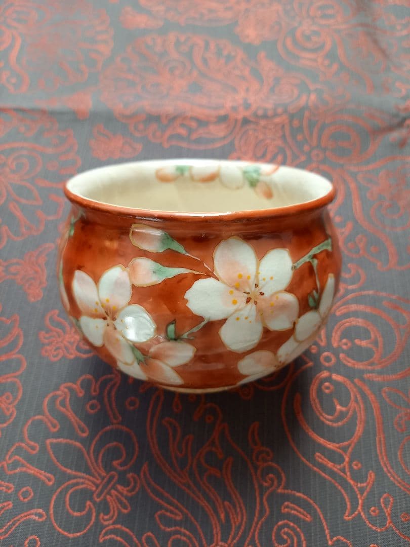 陶あん　京焼　清水焼　そり小鉢　桜柄　朱色