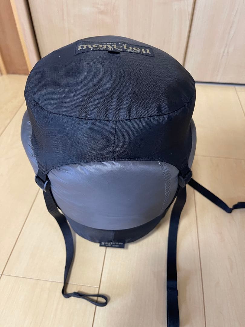 【超美品】モンベル　シームレスダウンハガー 800 #0 コンプレッション