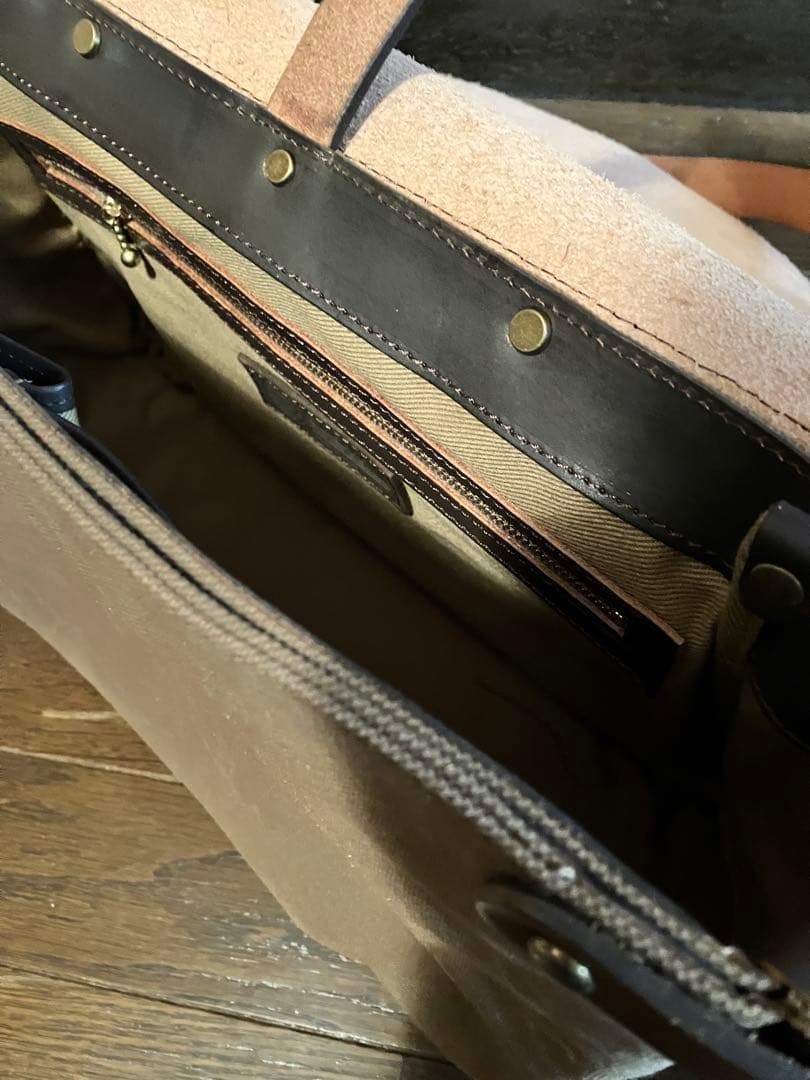 [値下げしました] SLOW 栃木レザー×キャンバス メッセンジャーバッグ