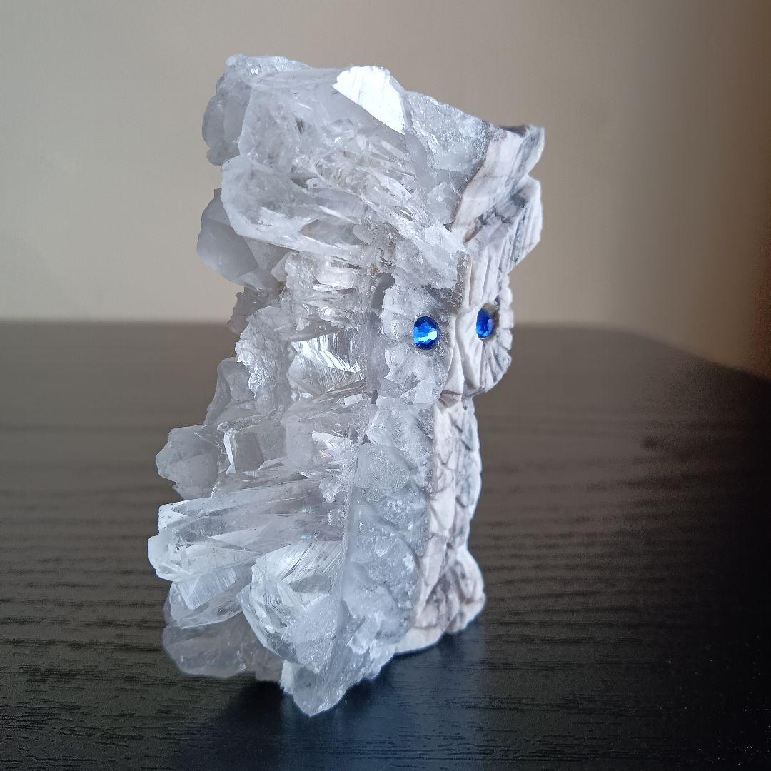 フクロウ　水晶クラスター　彫物　手彫り　天然石