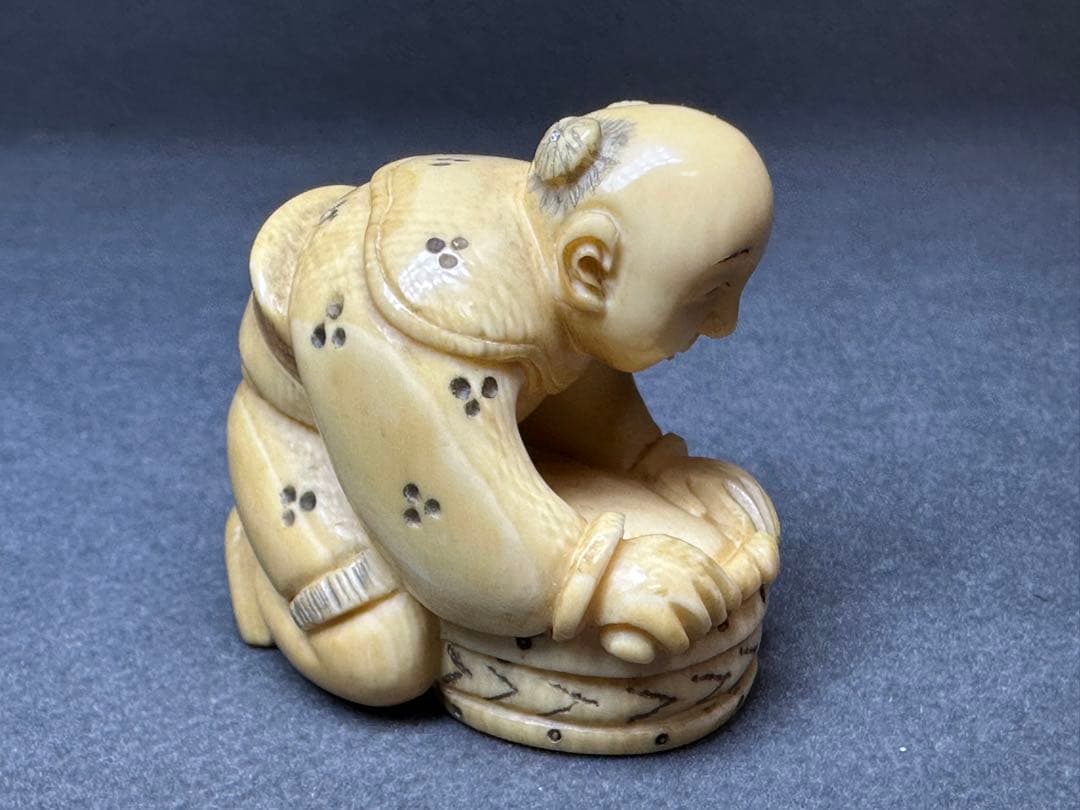 極上　根付　唐子　和装小物　美術品　 置物　彫刻 細密細工　骨董　アンティーク