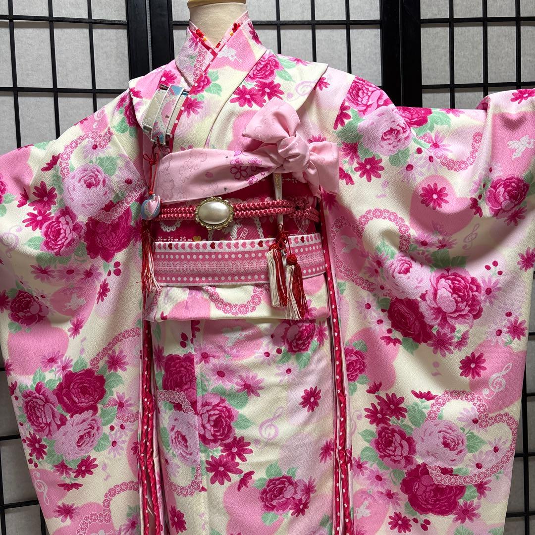 七五三　着物セット　7歳　白色　ピンク色　ブランド　セイコマツダ