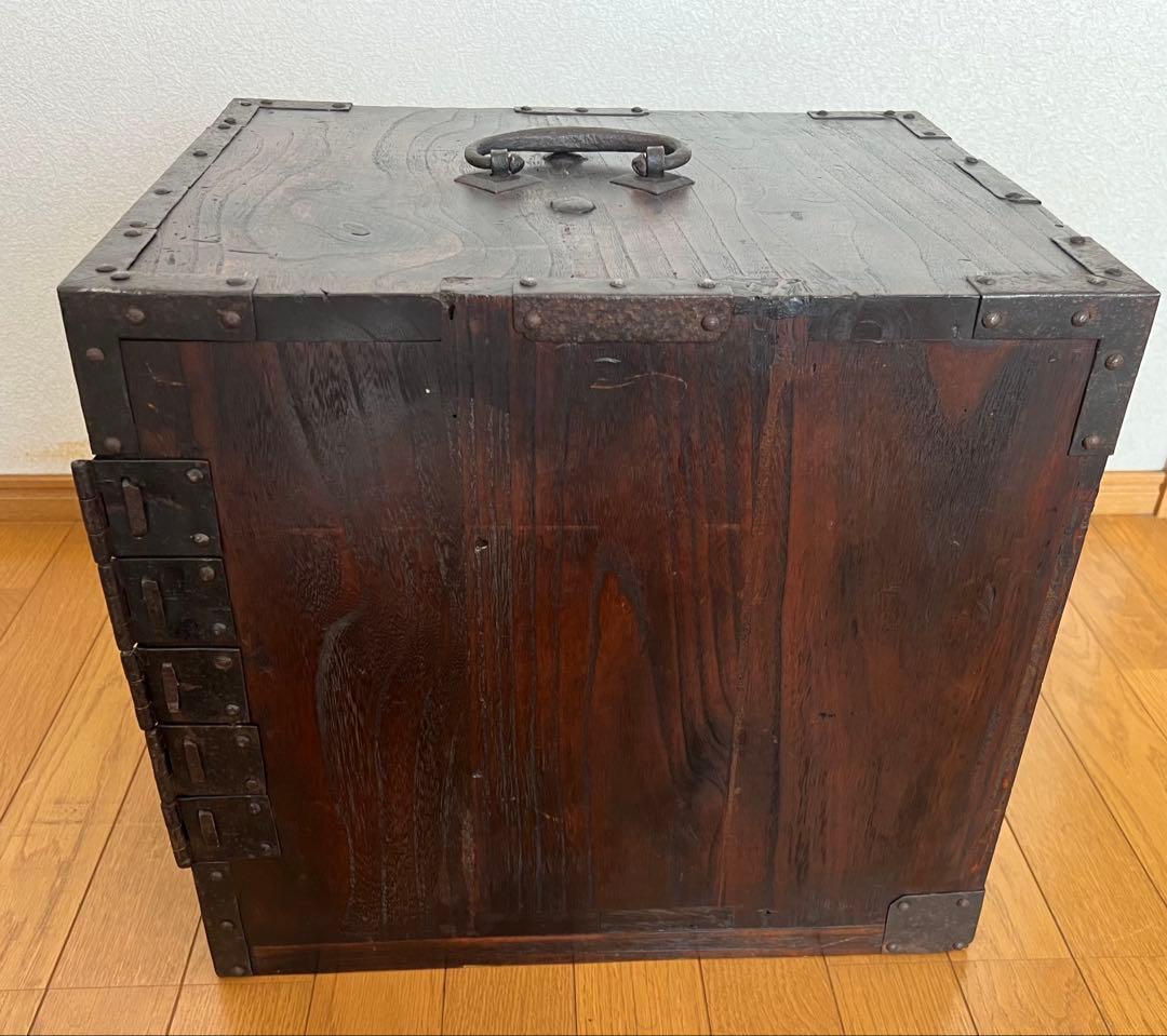 骨董品 船箪笥 時代箪笥 木製 鉄金具 鍵付 アンティーク 小引出(5ヶ所)