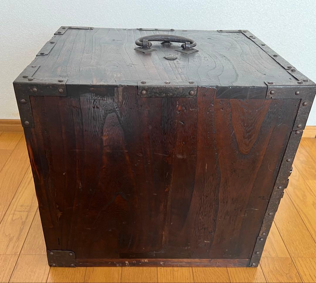 骨董品 船箪笥 時代箪笥 木製 鉄金具 鍵付 アンティーク 小引出(5ヶ所)