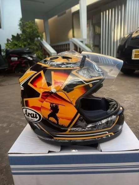 AraiRX7X バイクフルフェイスヘルメット レトロサムライデザイン Lサイズ