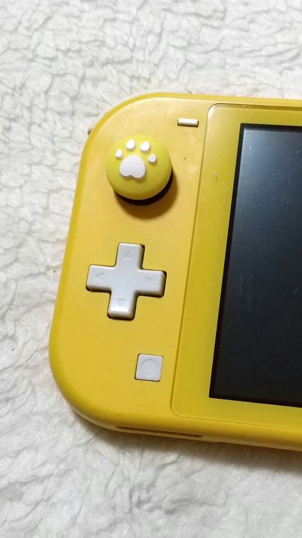 Nintendo Switch Lite イエロー 動作品 肉球カバー