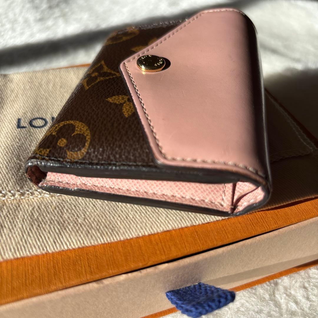 LOUIS VUITTON ポルトフォイユゾエ ピンク