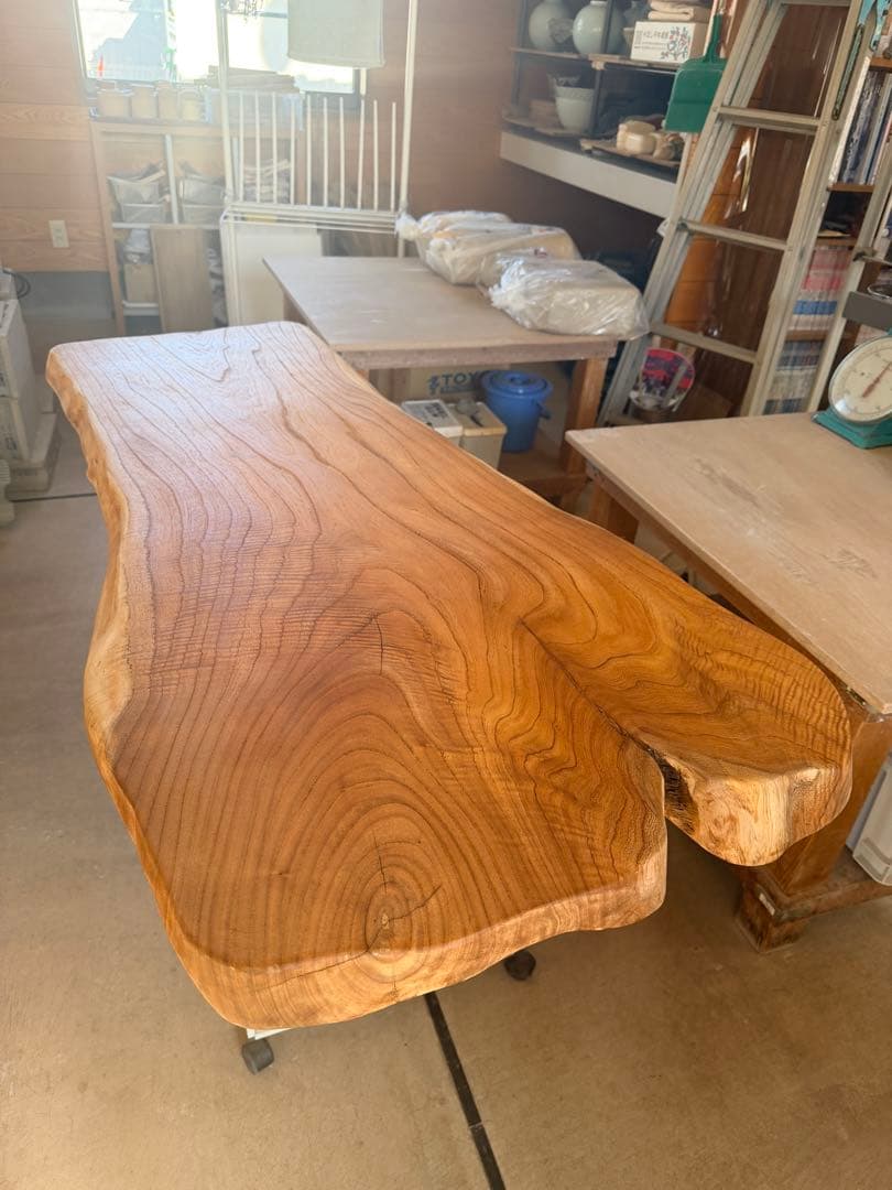 一枚板　無垢　オイルフィニッシュ　欅？　テーブル