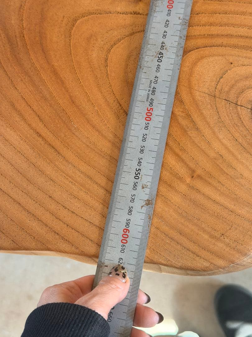 一枚板　無垢　オイルフィニッシュ　欅？　テーブル