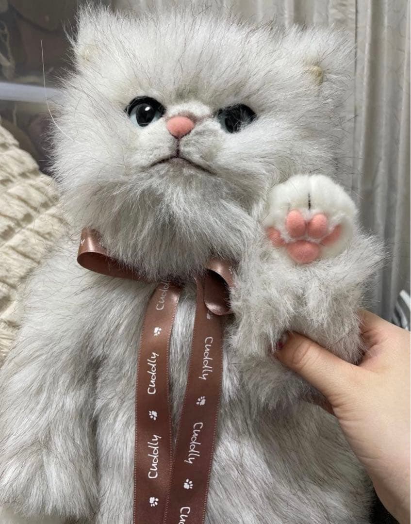 カドリーCUDDLY 猫のぬいぐるみ