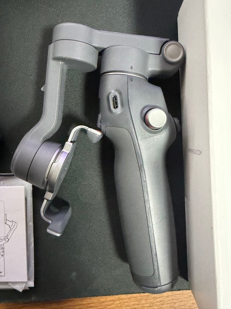 DJI OSMO MOBILE 7P スマートフォンスタビライザー