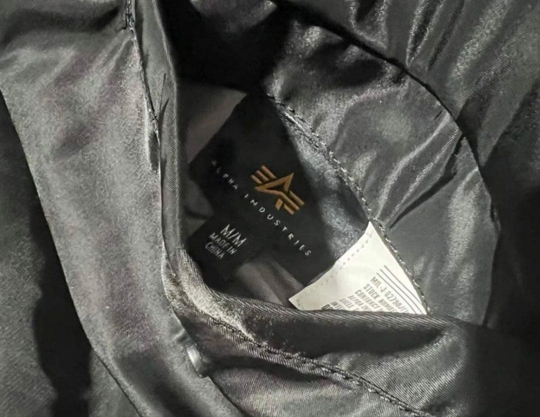✨MA-1！ALPHA INDUSTRIES M ブラック リバーシブル 短丈