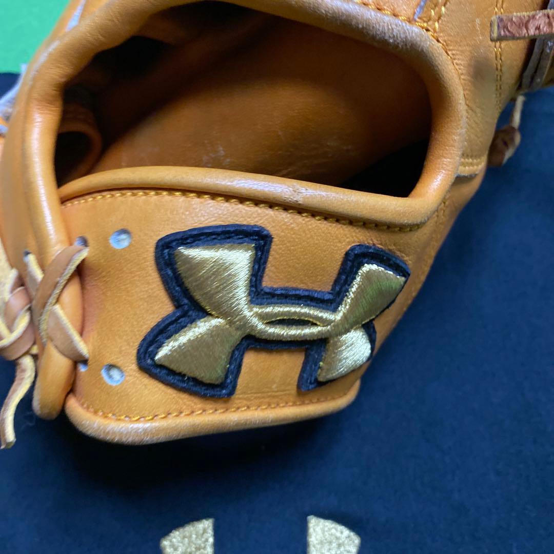 廃盤　アンダーアーマーグローブ　硬式内野手用　QBBシリーズ上質皮使用　レア