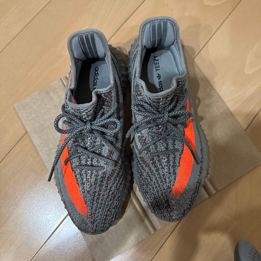 アディダス　イージーブースト