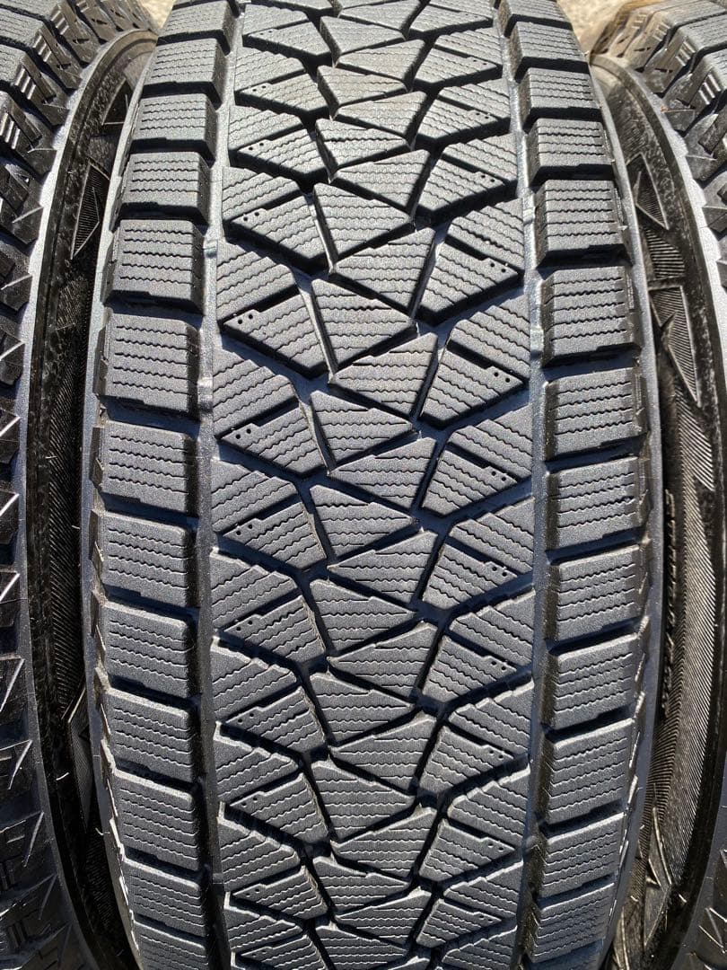 BRIDGESTONE BLIZZAK DMV2 225/65/17 4本セット