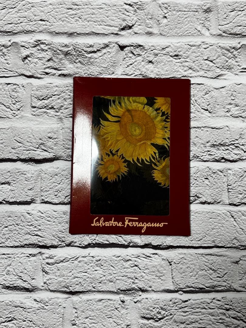 サルヴァトーレフェラガモ　シルク100％　ストール　ｗ2425-1023-①-③