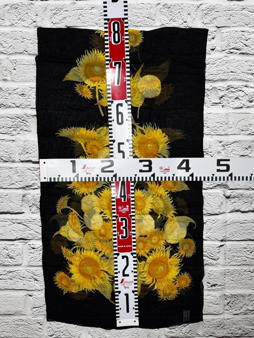 サルヴァトーレフェラガモ　シルク100％　ストール　ｗ2425-1023-①-③